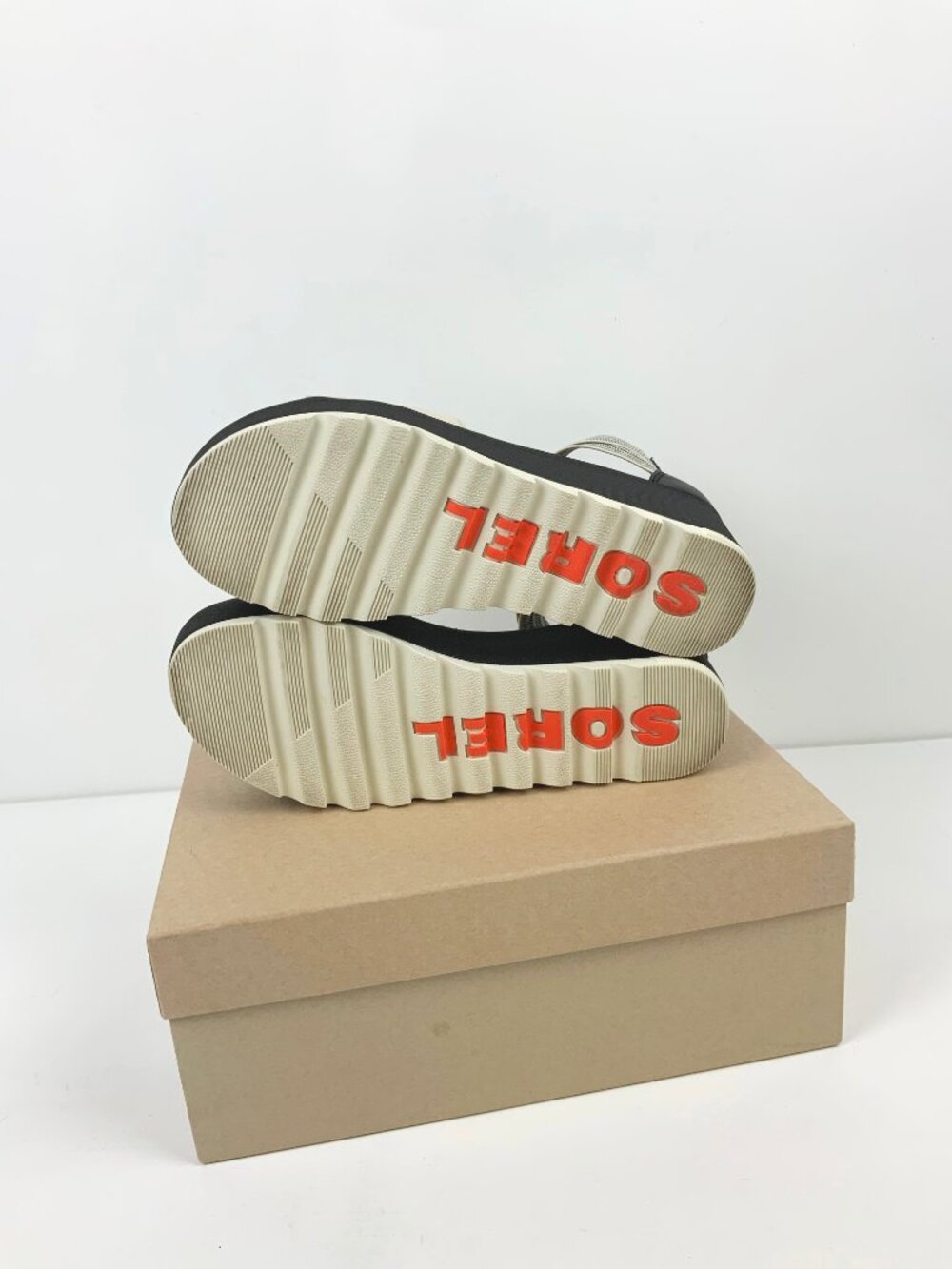 SOREL Dayspring Ankle Strap Platform Sandals Cream/Black Sz 8.5 - Picture 9 of 16